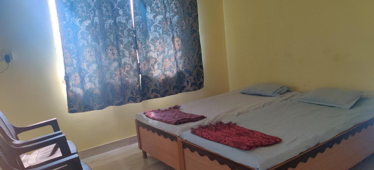 Gulmohar Cottages - Home Stay In Alībāg Extérieur photo
